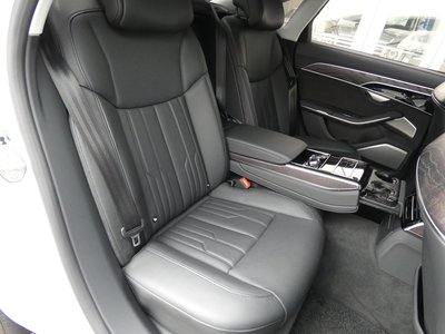 2021 AUDI A8 缩略图 87