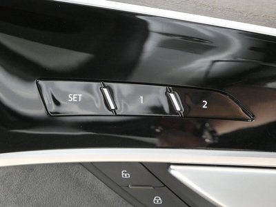 2021 AUDI A8 缩略图 78