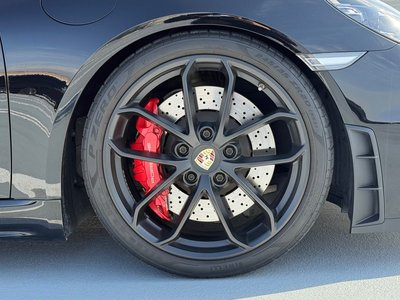 PORSCHE 718 SPYDER - 7