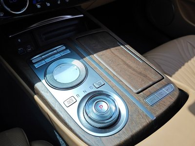 GENESIS G80 (RG3) - 9