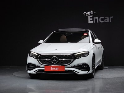 MERCEDES-BENZ E-CLASS - 2