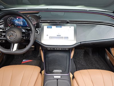 MERCEDES-BENZ E-CLASS - 5