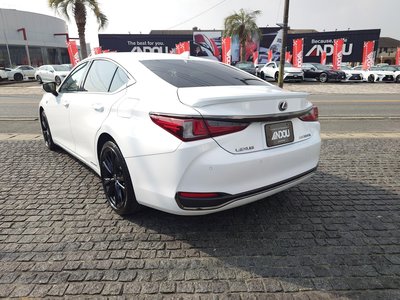 LEXUS ES - 3