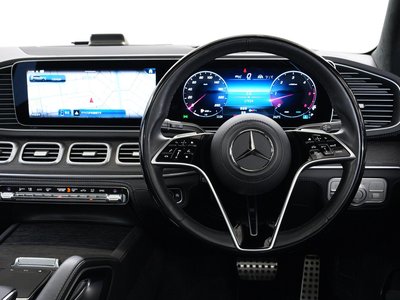 MERCEDES-BENZ GLS - 9