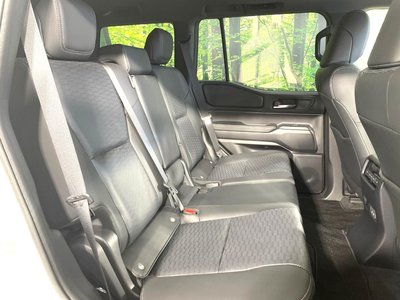 TOYOTA LAND CRUISER 250 - 9