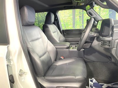 TOYOTA LAND CRUISER 250 - 8