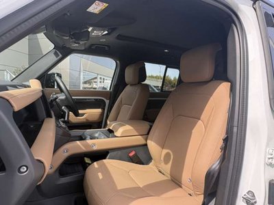 2025 LAND Rover DEFENDER 缩略图 13