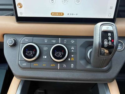 2025 LAND Rover DEFENDER 缩略图 21