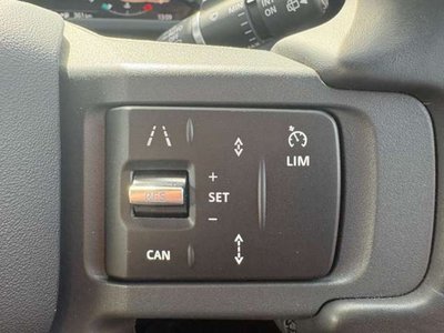 2025 LAND Rover DEFENDER 缩略图 19