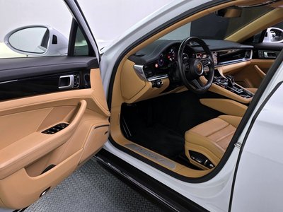 PORSCHE PANAMERA - 10