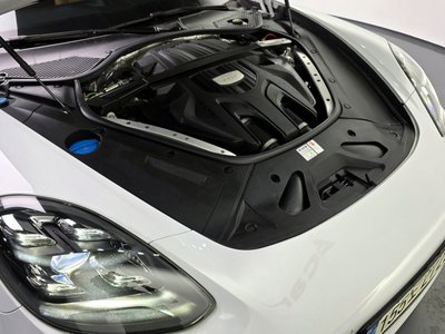 PORSCHE PANAMERA - 7