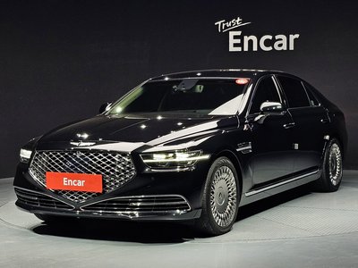 صورة 1 لـ 2020 Genesis G90