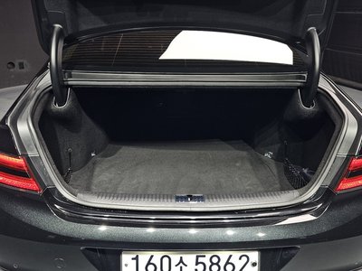 2020 Genesis G90 — миниатюра 28