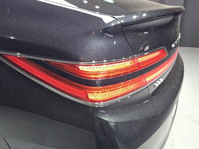 صورة 10 لـ 2020 Genesis G90