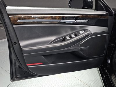 2020 Genesis G90 — миниатюра 14