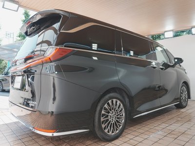 2025 Lexus LM — миниатюра 36