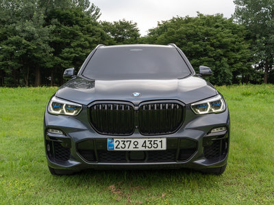 صورة 1 لـ 2021 BMW X5