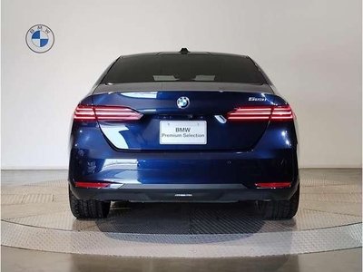 2023 BMW 5 SERIES 照片 8