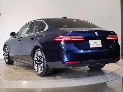 2023 BMW 5 SERIES 照片 7