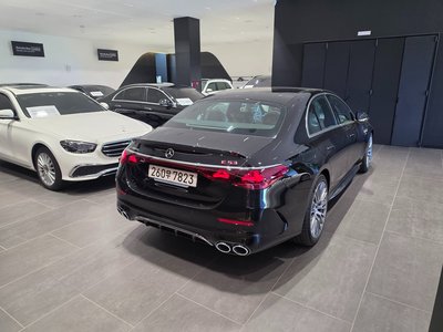 MERCEDES-BENZ E-CLASS - 5