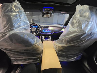 MERCEDES-BENZ E-CLASS - 4