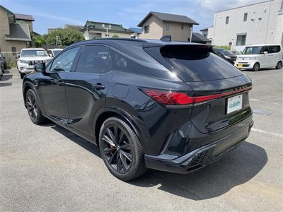 صورة 5 لـ 2025 Lexus RX