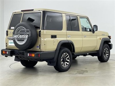 2025 Toyota LAND CRUISER 70 — миниатюра 33
