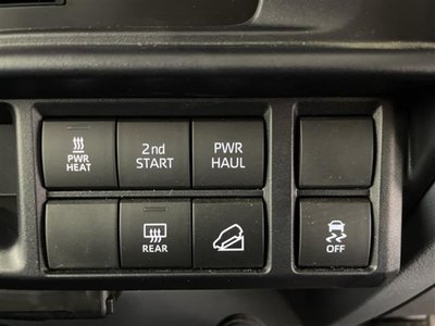 2025 Toyota LAND CRUISER 70 — миниатюра 16