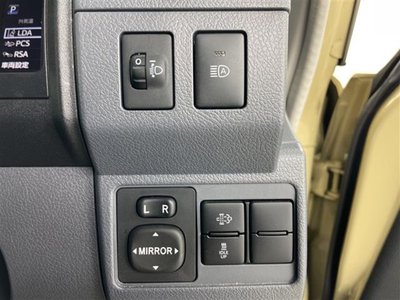 2025 Toyota LAND CRUISER 70 — миниатюра 17