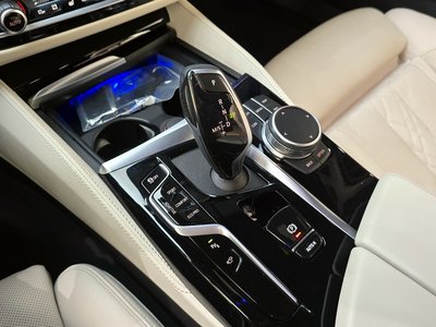2021 BMW 5 SERIES thumbnail 12