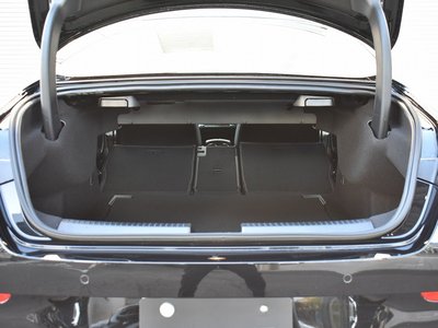 MERCEDES-BENZ CLA - 10