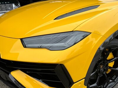 LAMBORGHINI URUS - 9