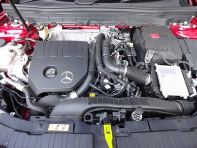 MERCEDES-BENZ GLB - 10