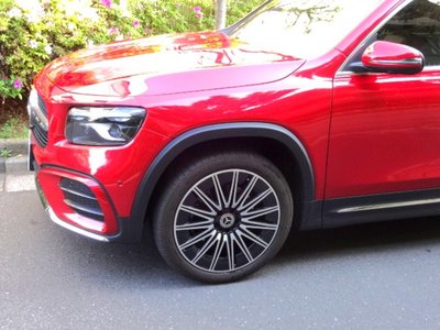 MERCEDES-BENZ GLB - 4