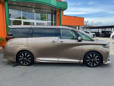 TOYOTA ALPHARD - 9