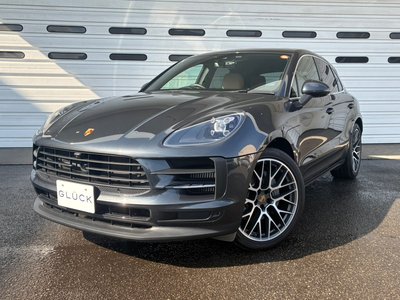 PORSCHE MACAN - 2
