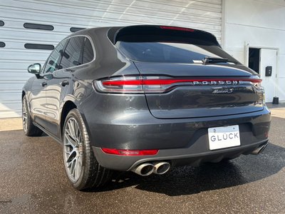 PORSCHE MACAN - 10