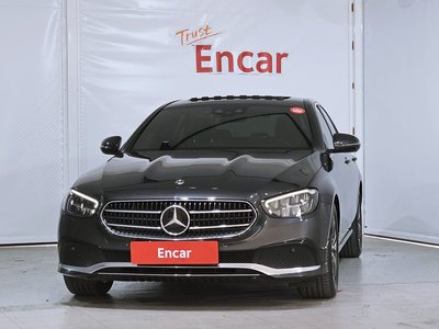 MERCEDES-BENZ E-CLASS - 2