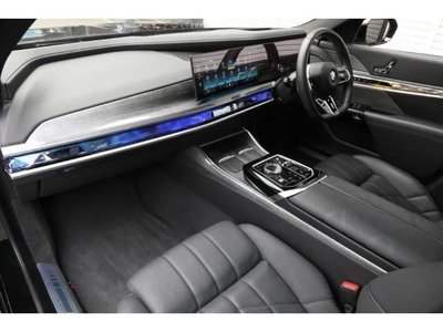 BMW BMW 7 SERIES - 8