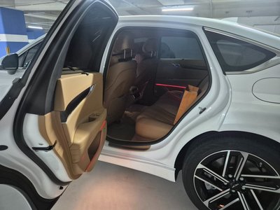 2026 Genesis G80 (RG3) 缩略图 12