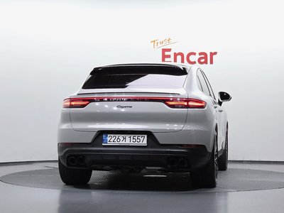 2022 Porsche CAYENNE 照片 4