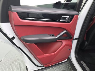 2022 Porsche CAYENNE 缩略图 15