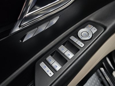 صورة مصغرة 16 لـ 2023 Genesis GV80