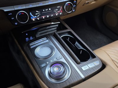 GENESIS G80 (RG3) - 9