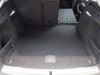 2025 AUDI Q5 SPORTBACK 缩略图 100