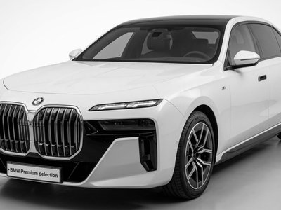 BMW 7 SERIES - 1