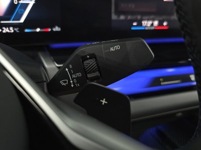 2025 BMW 5 SERIES 缩略图 29