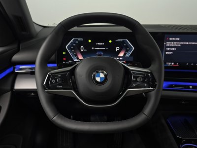 2025 BMW 5 SERIES 缩略图 19