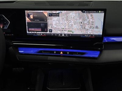 2025 BMW 5 SERIES 缩略图 20