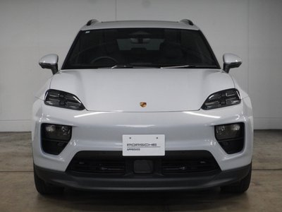 PORSCHE MACAN - 2